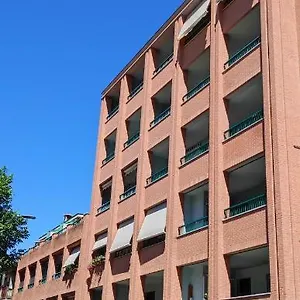 6 A Casa , Milano Italia